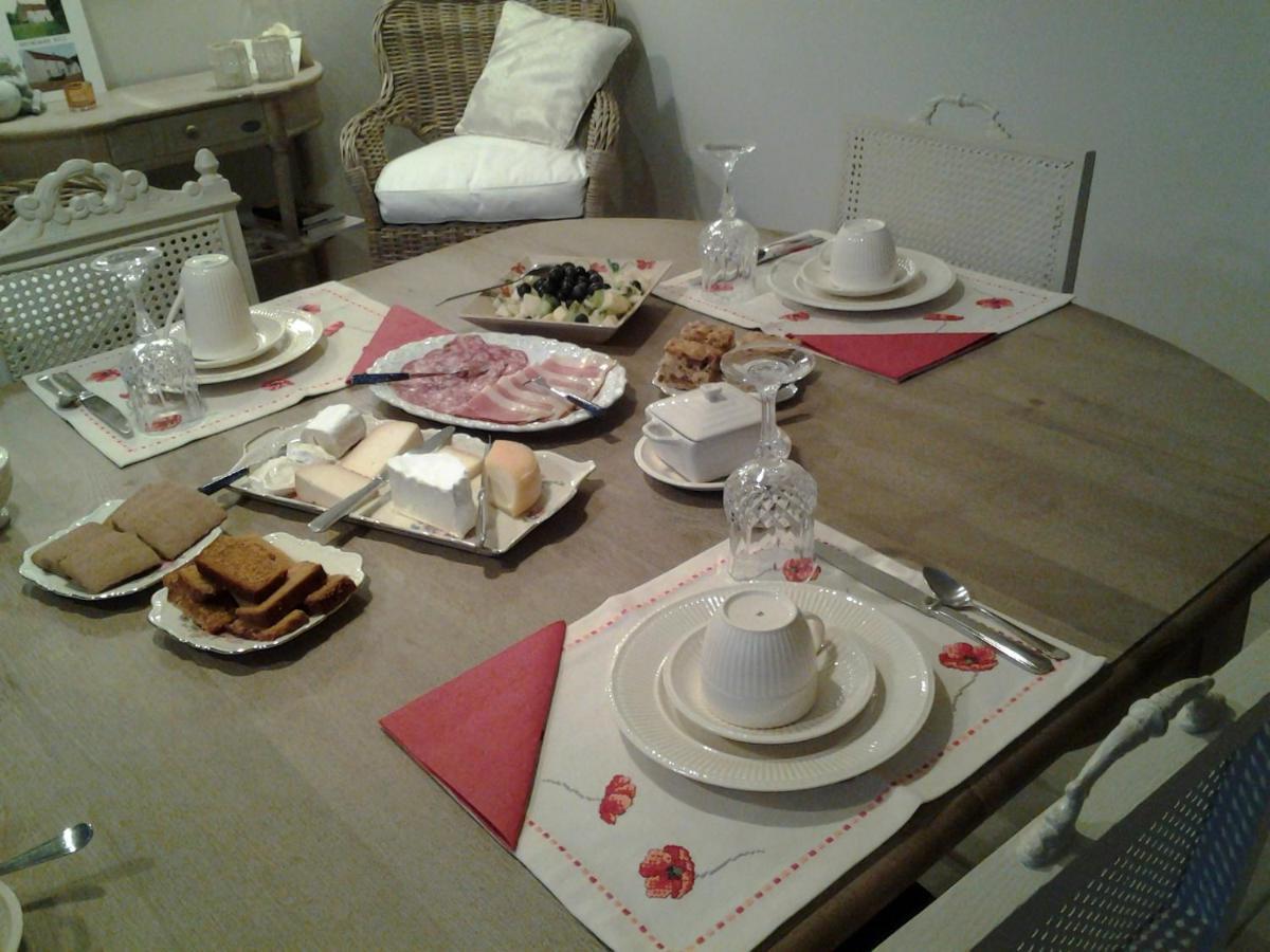 Le Repos Coquelicot Bed & Breakfast Montillot Bagian luar foto