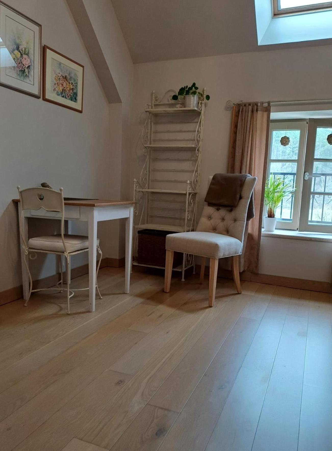 Le Repos Coquelicot Bed & Breakfast Montillot Bagian luar foto